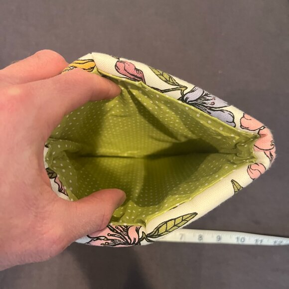 Tablet / eReader Case - Picture 3 of 4